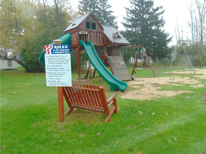 Willow Tree Village Picture 3