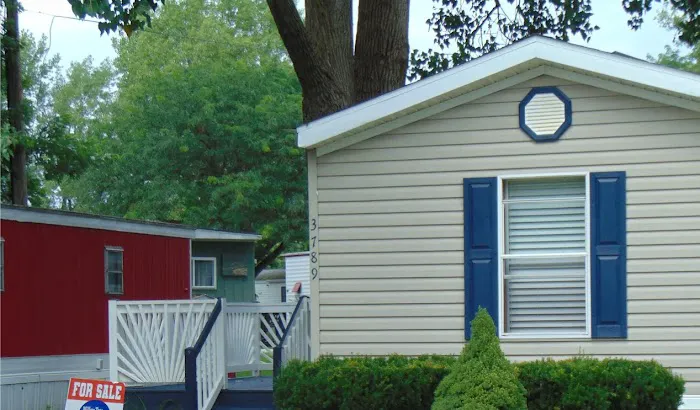 Willow Tree Village Picture 4