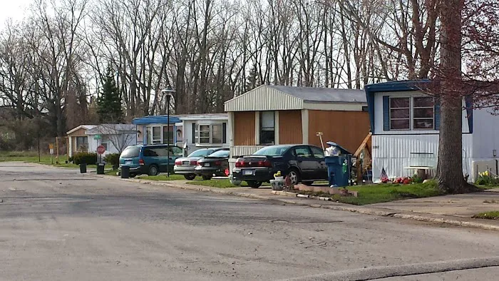 Brentwood Estates - Mobile Home Park Picture 8