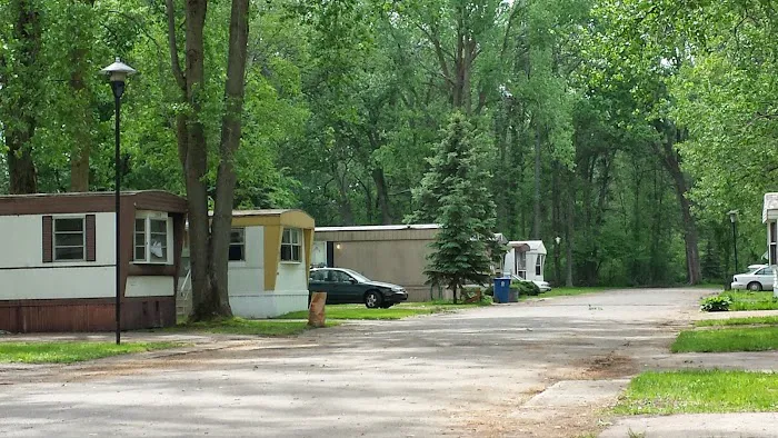 Brentwood Estates - Mobile Home Park Picture 10
