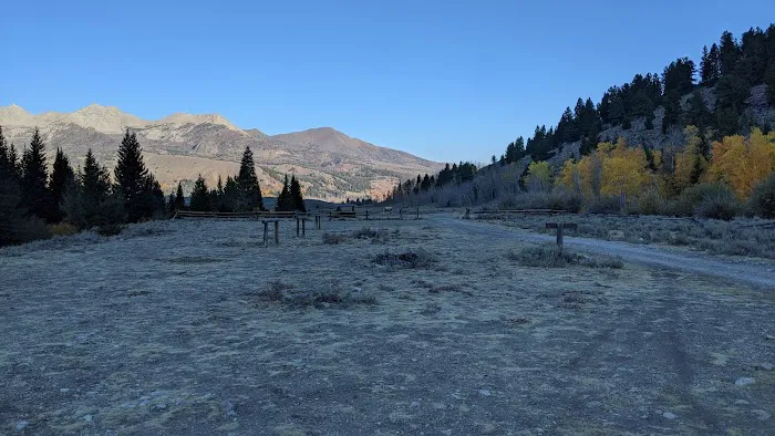 Lake Creek Trailhead & Campground Picture 4