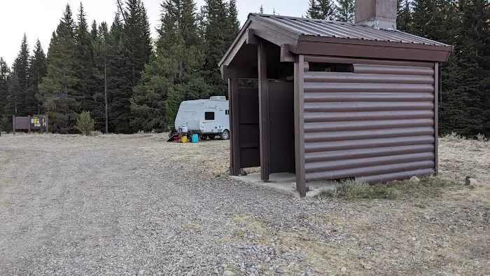 Lake Creek Trailhead & Campground Picture 1
