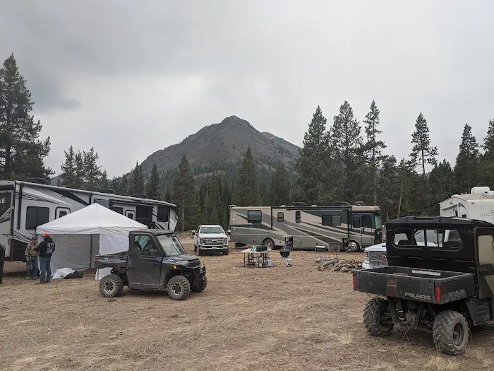 Star Hope Campground Picture 4