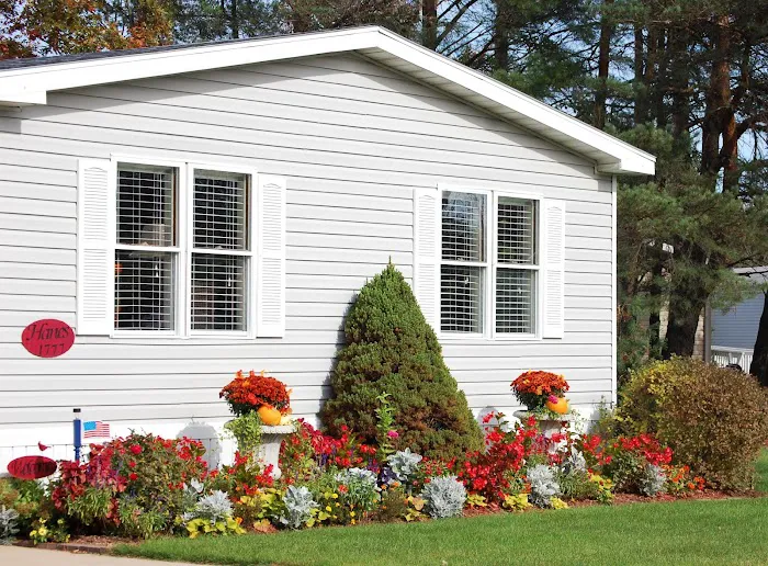 Pinecrest Estates Picture 6