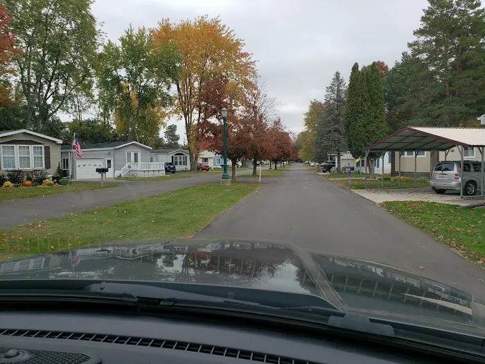 Pinecrest Estates Picture 2