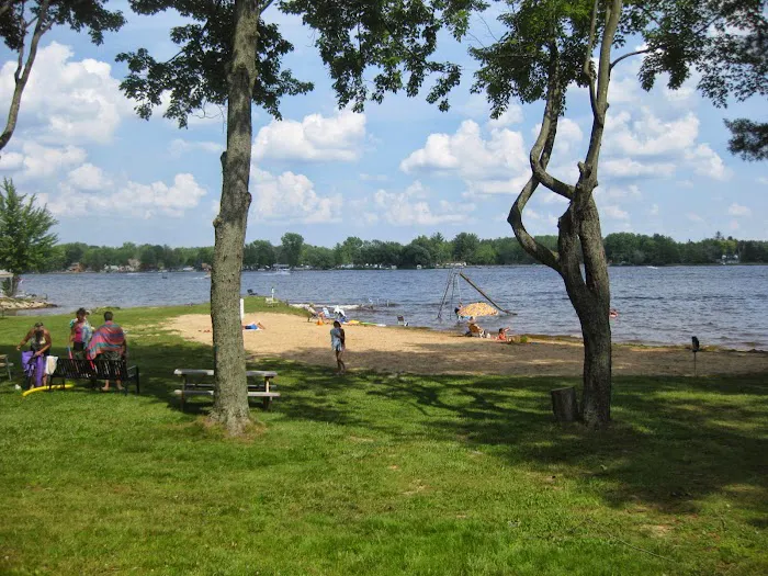 Pleasant Beach Resort, RV Lots, Cabins and Pool Picture 2