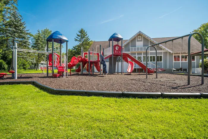 Alpine Village Mobile home Park Picture 4