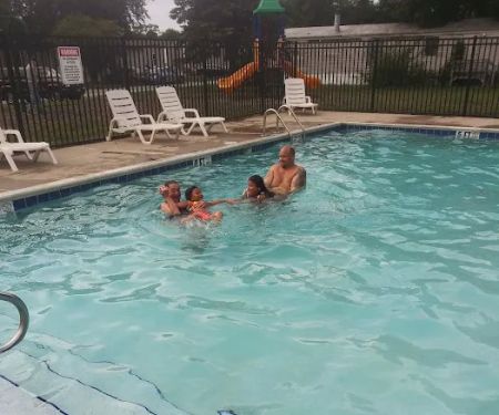 Mansard Du Lac Manufactured Home Community