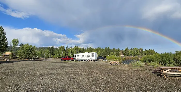 Whistle Stop RV Park Picture 2