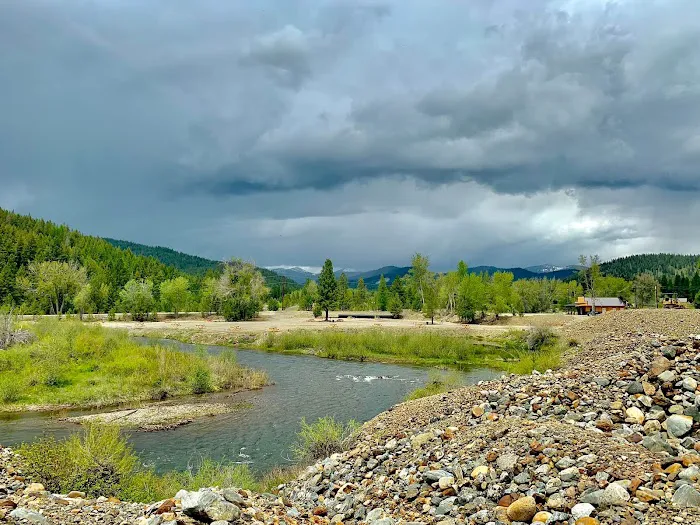 Whistle Stop RV Park Picture 6