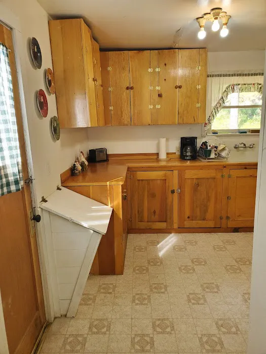 Fremont Caretaker's Cabin Picture 9