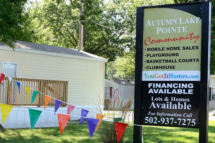 Autumn Lake Pointe Mobile Home Park Picture 3