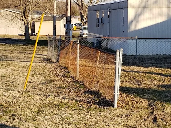 Ashley Pointe Mobile Home Park Picture 4