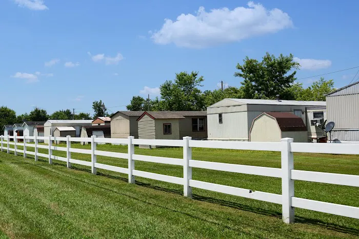 Ashley Pointe Mobile Home Park Picture 1