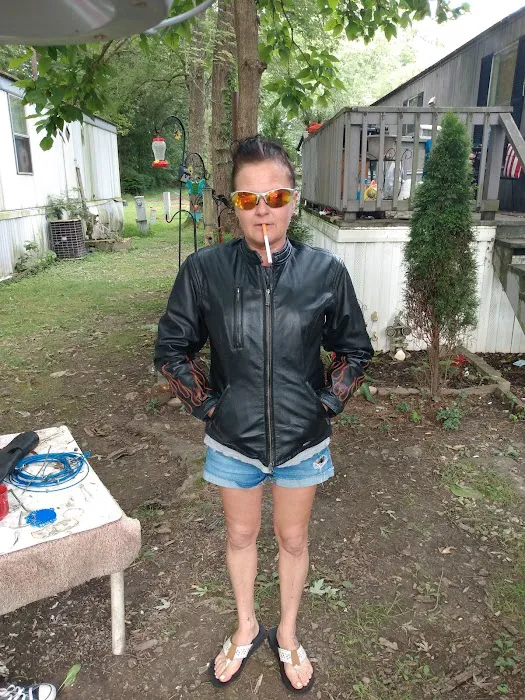 Brookfield Louisville Pointe Mobile Home Park Picture 9