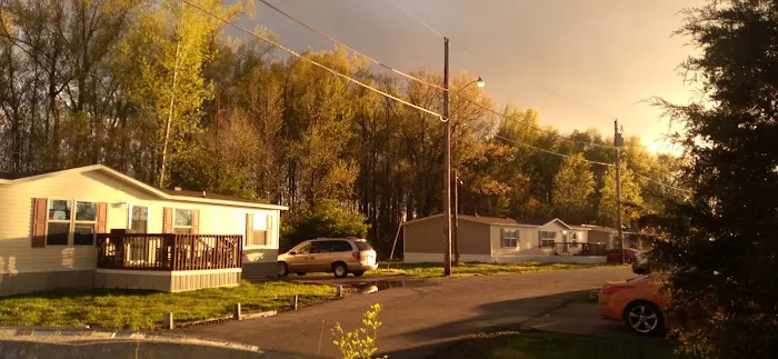 Barrington Pointe Mobile Home Park Picture 1