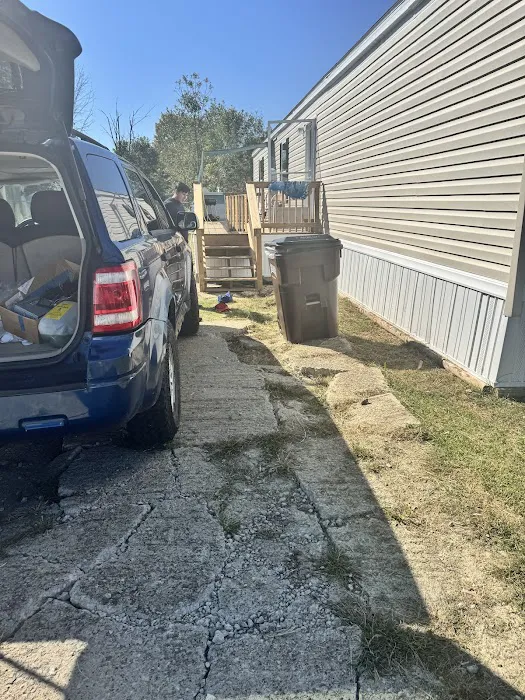 Barrington Pointe Mobile Home Park Picture 10