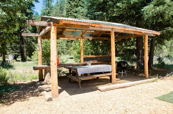 Wild Plumas Resort and Campground Picture 8