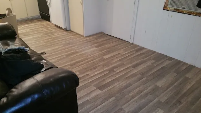 IXL Mobile Home Park Picture 7