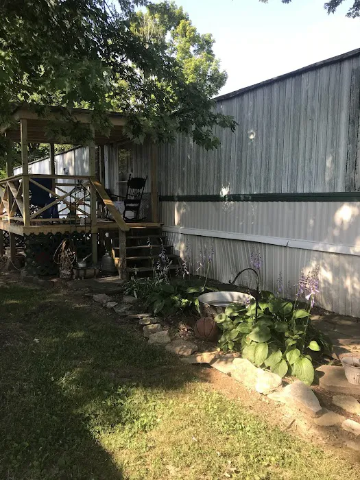 Beverlys Mobile Home Park Picture 3