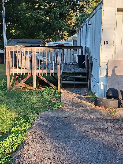 Pleasant Hill MHC Picture 6