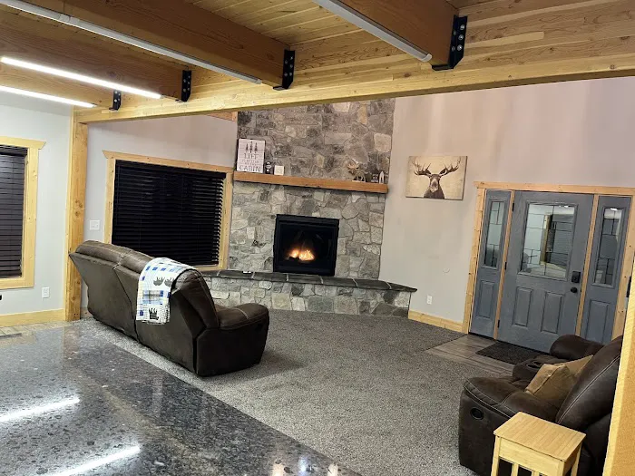 Golf & Geysers Cabin Rental Picture 10