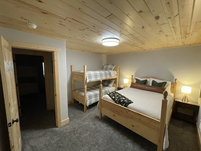 Golf & Geysers Cabin Rental Picture 5