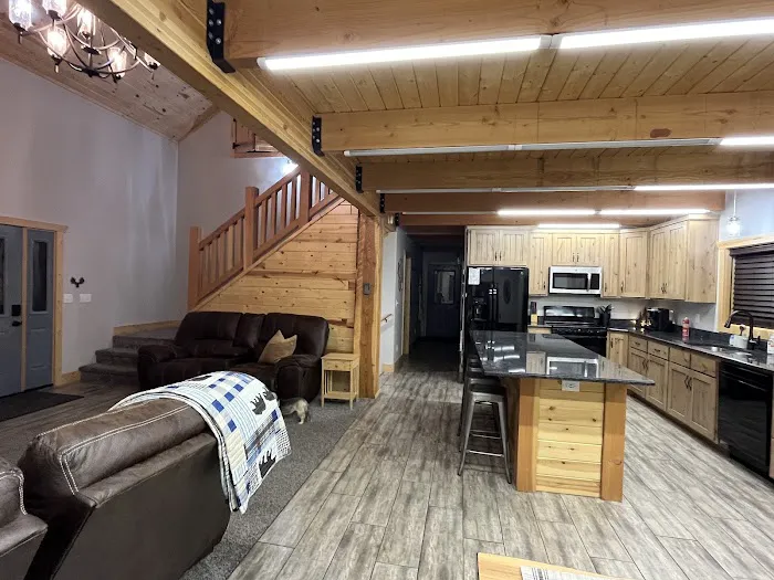 Golf & Geysers Cabin Rental Picture 3