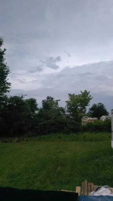 Shepherdsville Pointe Mobile Home Park Picture 9