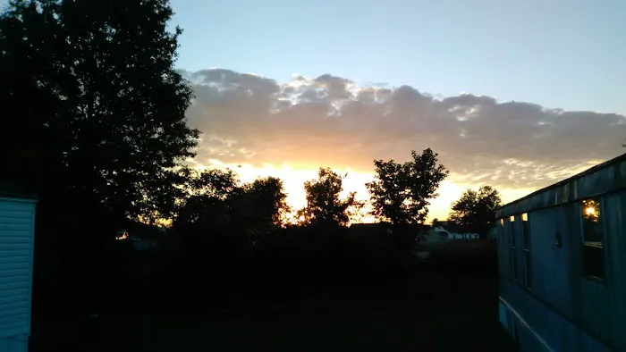 Shepherdsville Pointe Mobile Home Park Picture 7