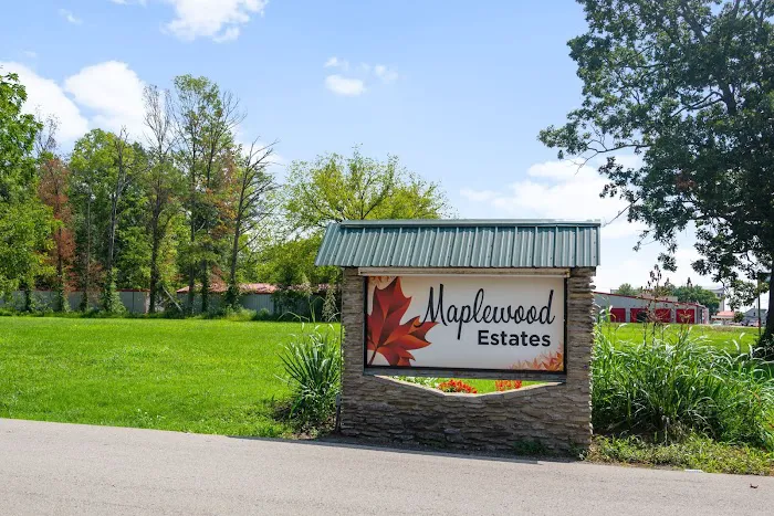 Maplewood Estates Trailer Park Picture 5