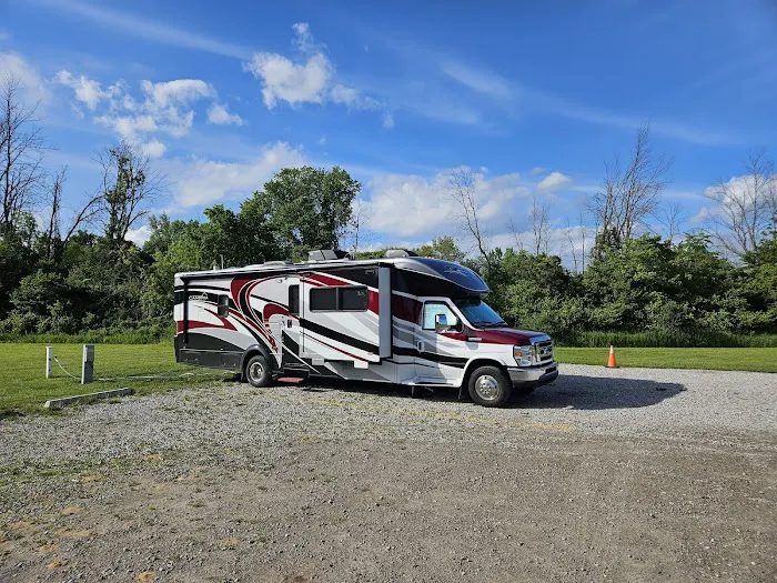 Saganing Eagles Landing RV Park Picture 3