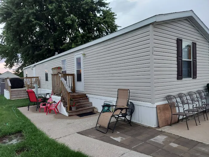 Linway Estates Mobile Home Park Picture 4