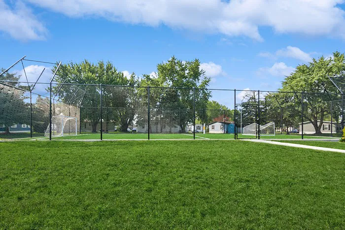 Candlelight Village Mobile Home Park Picture 2