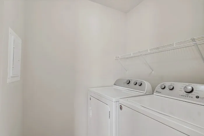 Candlelight Village Mobile Home Park Picture 6