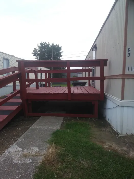 Maplewood Mobile Home Park Picture 2