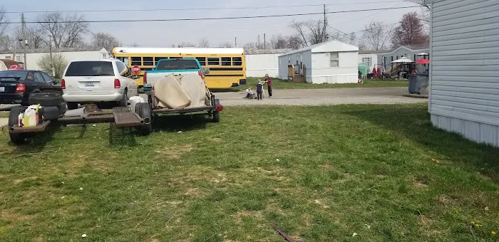 Yarwood Mobile Home Park Picture 2