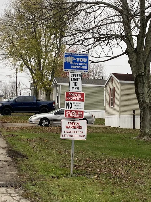 Parkside Manor Mobile Home Community Picture 6