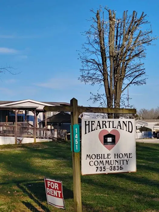 Heartland Mobile Home Park Picture 5