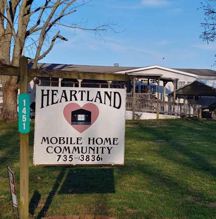 Heartland Mobile Home Park Picture 6
