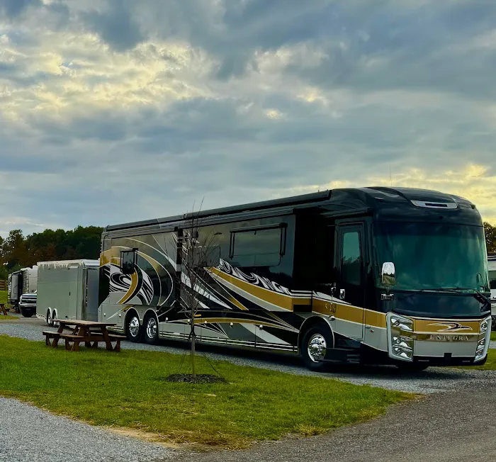 Bourbon Springs RV Resort Picture 5