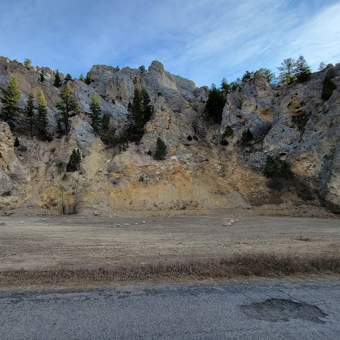 Spring Creek Quarry Campground Picture 4