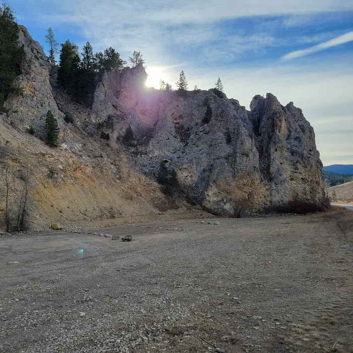 Spring Creek Quarry Campground Picture 6