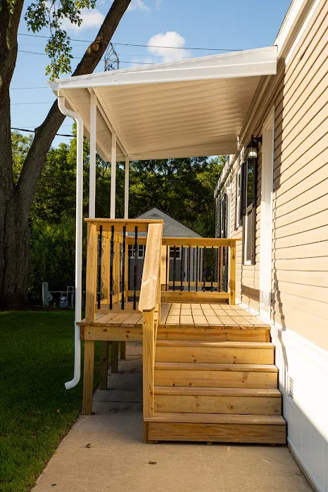 Queens Estates Picture 3