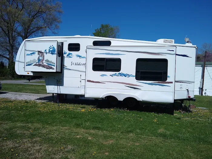 Trail A Way Mobile Home & RV Park Picture 1