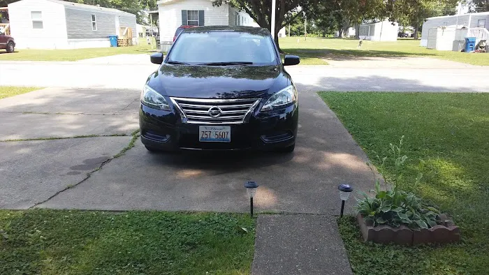 Riverbend Pointe Mobile Home and RV Park Picture 9