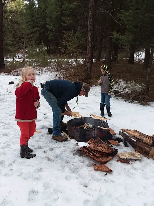 Lower Camp Creek Campground Picture 7