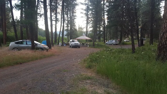 Lower Camp Creek Campground Picture 4