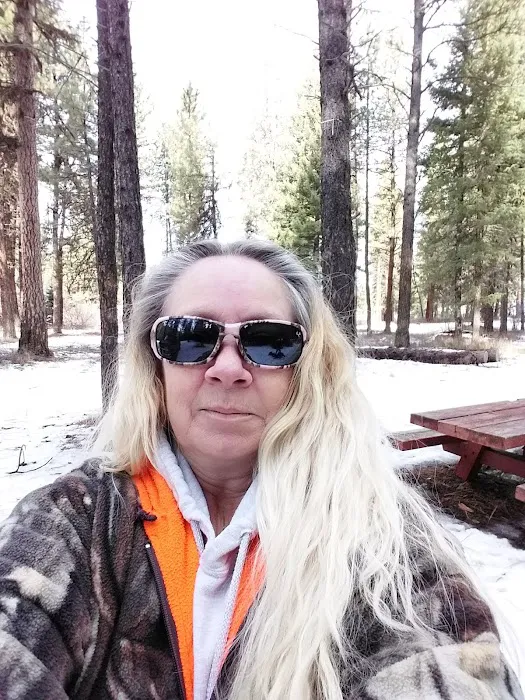 Lower Camp Creek Campground Picture 6