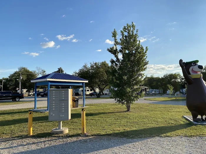 Vincennes RV Park Picture 3